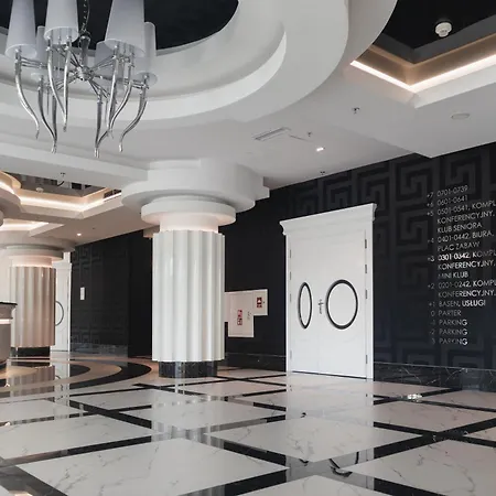 Hanza Tower - Blue Heaven - Pool, Sauna, Sunset View דירה שצ'צ'ין