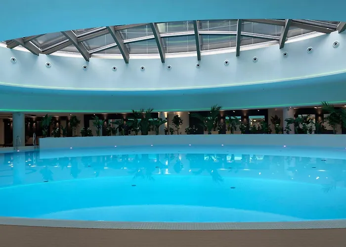 דירה Hanza Tower - Blue Heaven - Pool, Sauna, Sunset View