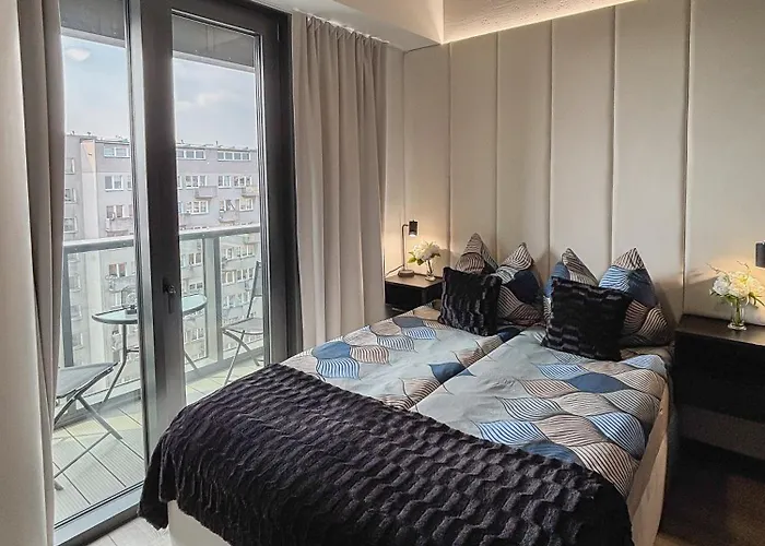 Apartment Hanza Tower - Blue Heaven - Pool, Sauna, Sunset View