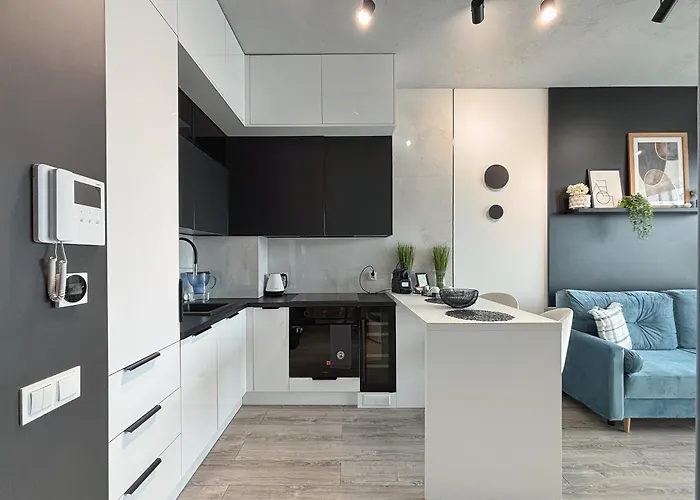 Hanza Tower - Blue Heaven - Pool, Sauna, Sunset View שצ'צ'ין